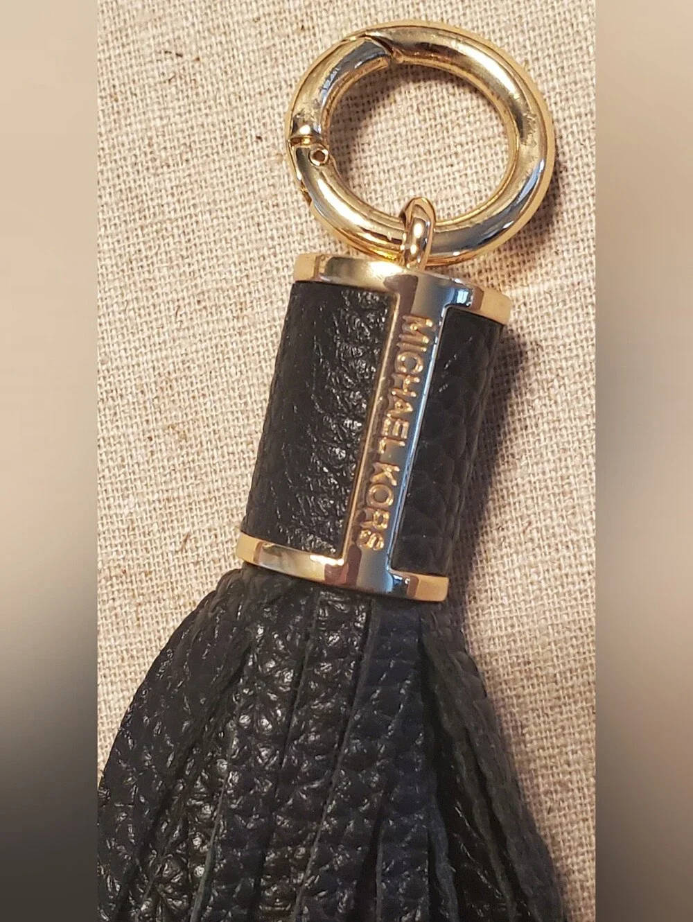 New Michael Kors Black Leather Tassel Keychain / Key Fob Handbag Charm Gold Tone
